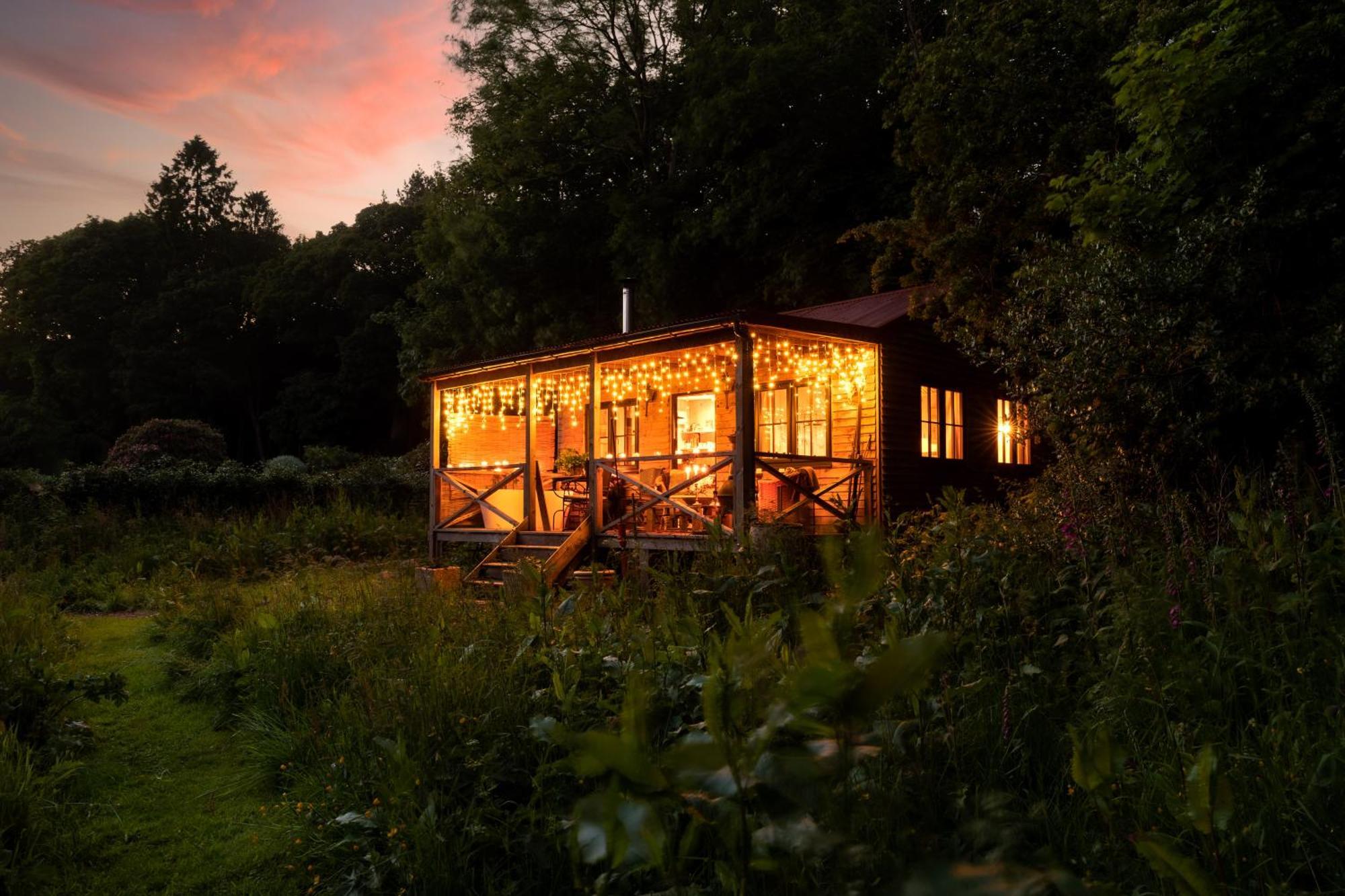 Off-Grid Relaxing Getaway At The Captain'S Rest Clachan of Campsie Exterior photo