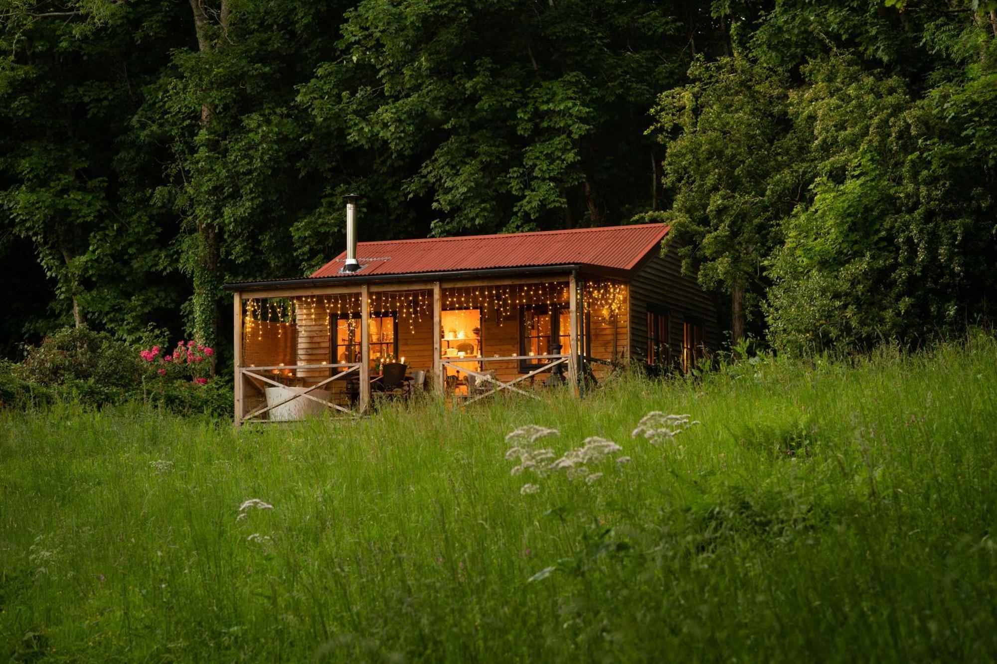 Off-Grid Relaxing Getaway At The Captain'S Rest Clachan of Campsie Exterior photo